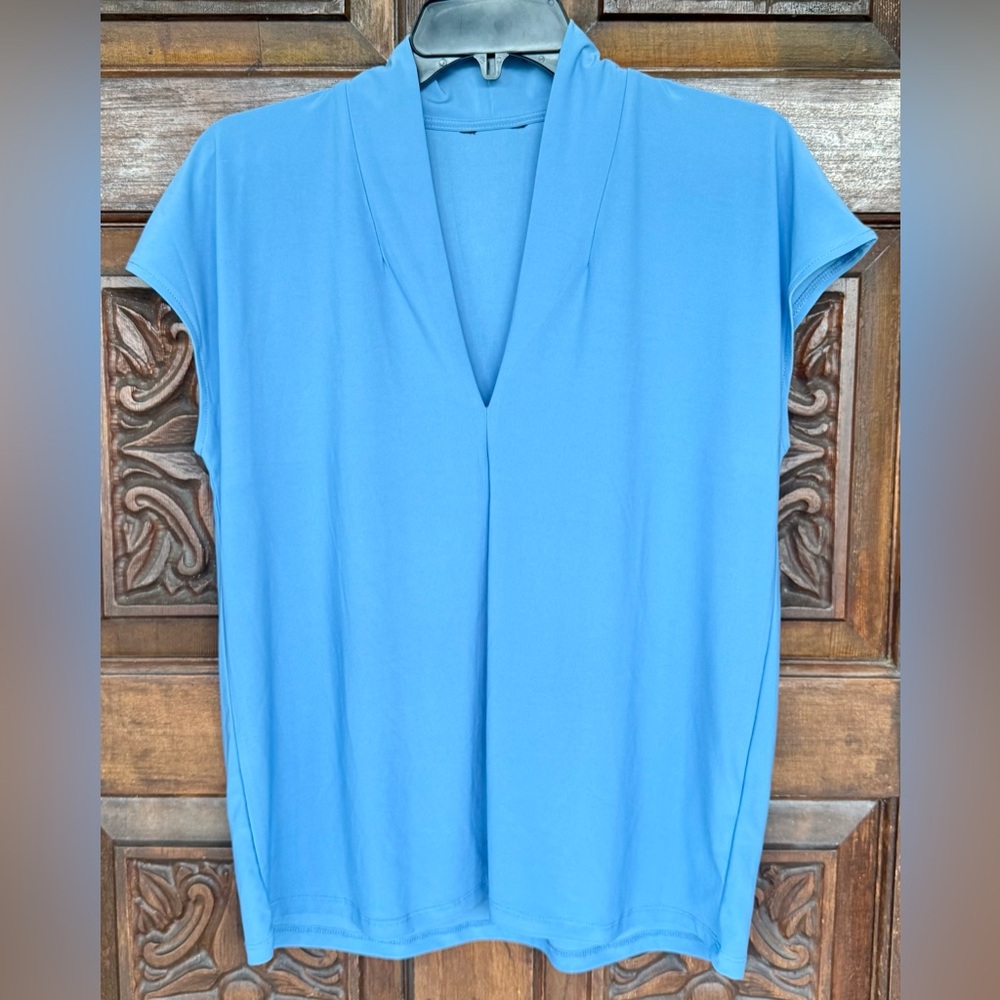 Buffalo David Britton Career Cap Sleeve Blue Women's Top.  Size Medium.  EUC.